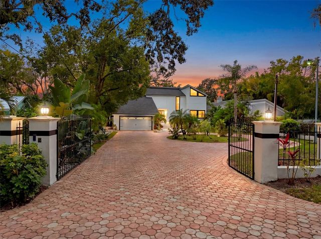 7214 N OLA AVENUE, Tampa, FL 33604