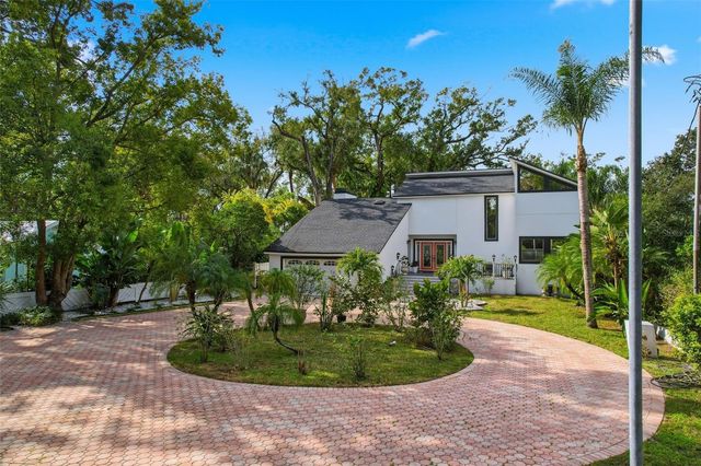 7214 N OLA AVENUE, Tampa, FL 33604