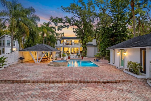 7214 N OLA AVENUE, Tampa, FL 33604