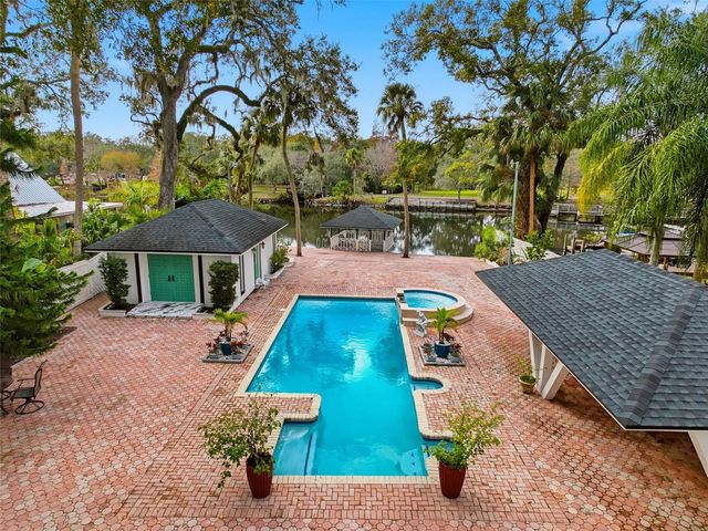 7214 N OLA AVENUE, Tampa, FL 33604