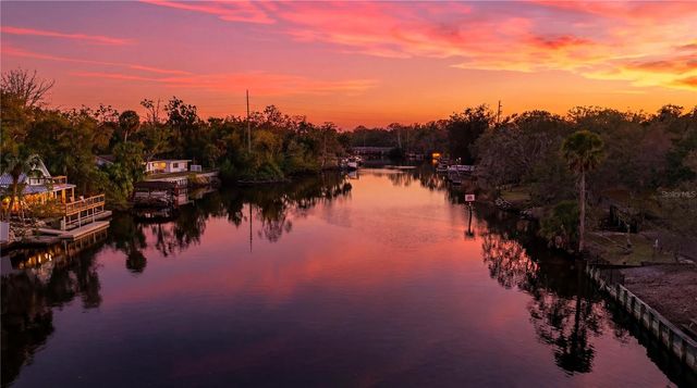 7214 N OLA AVENUE, Tampa, FL 33604