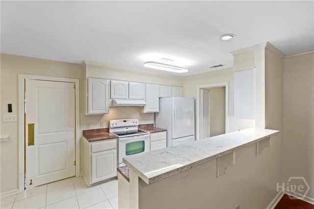 628 Suncrest Boulevard, Savannah, GA 31410