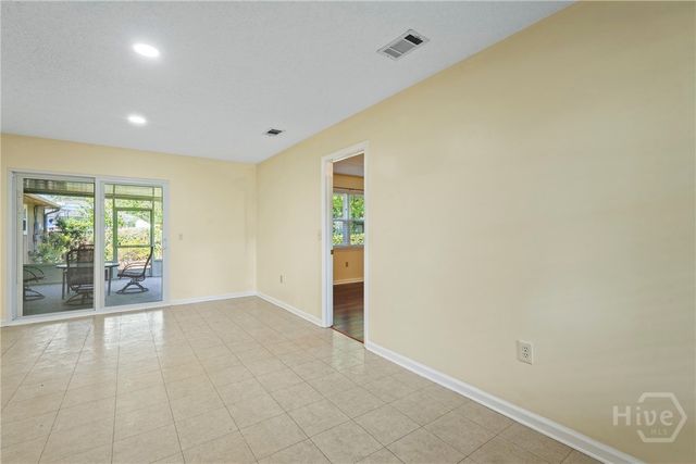 628 Suncrest Boulevard, Savannah, GA 31410