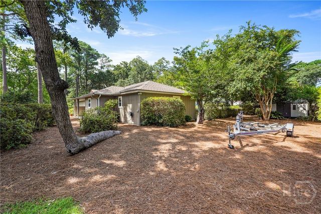 628 Suncrest Boulevard, Savannah, GA 31410