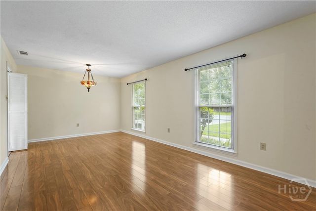 628 Suncrest Boulevard, Savannah, GA 31410