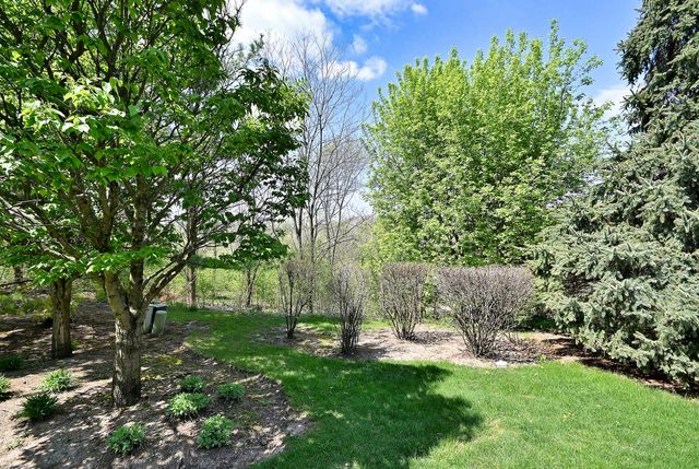 967 Oak Ridge Boulevard, Elgin, IL 60120