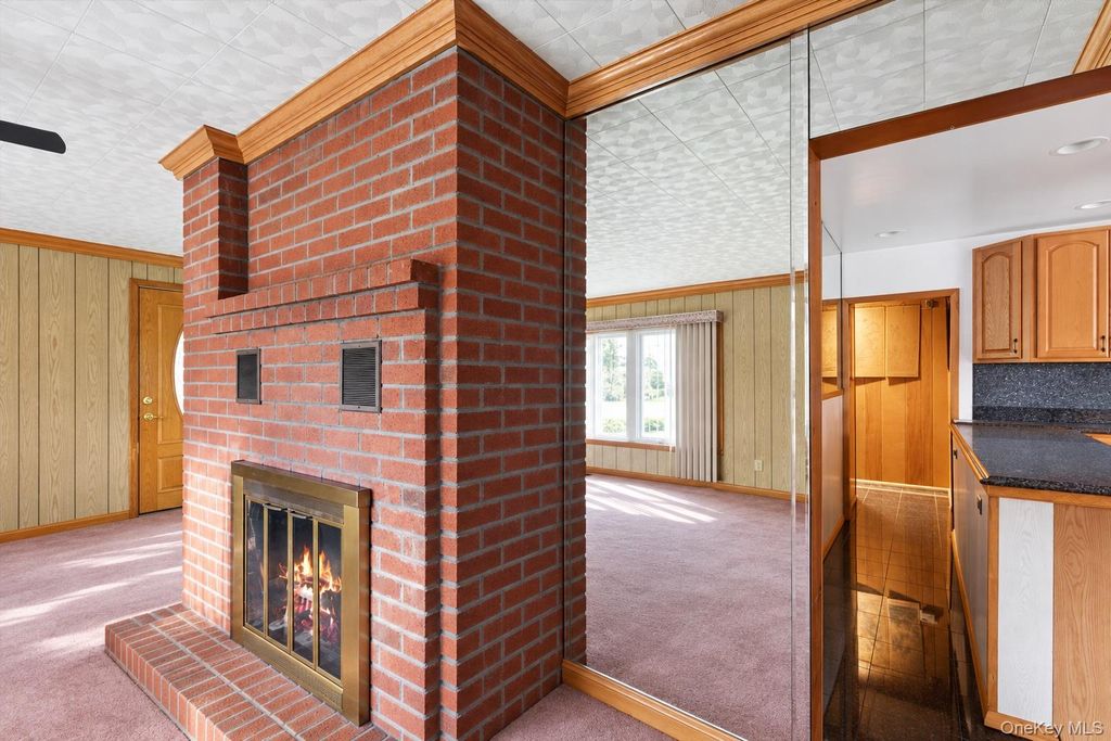 86 Log Road, Patchogue, NY 11772 — photo 4