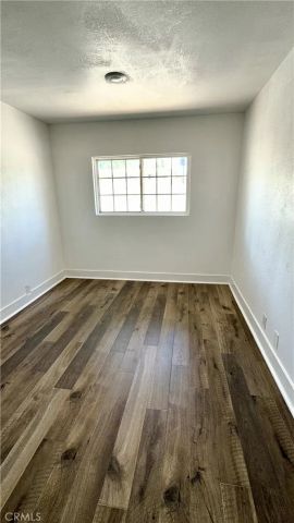 7253 Loma Verde Avenue, Canoga Park, CA 91303