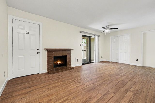 3500 Tangle Brush Drive 83, The Woodlands, TX 77381