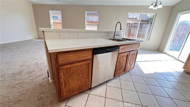 2125 W Antley, Merced, CA 95348