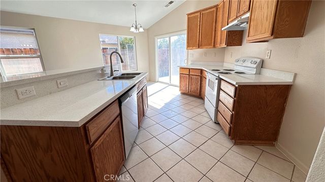 2125 W Antley, Merced, CA 95348