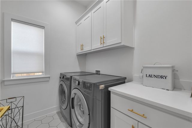 6107 S 41st Street, Rogers, AR 72758