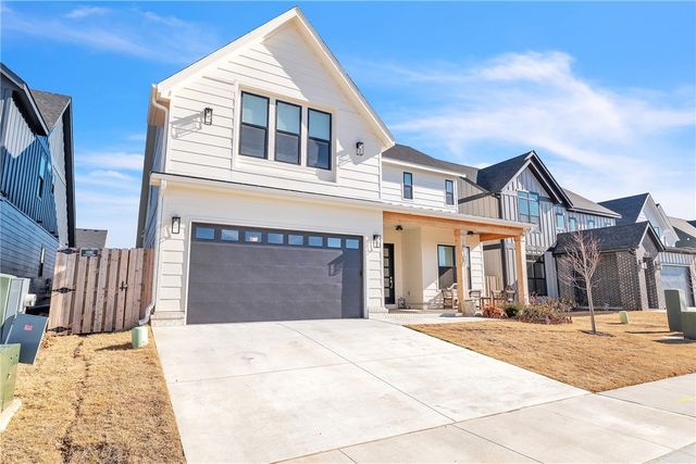 6107 S 41st Street, Rogers, AR 72758