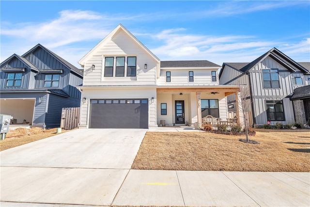 6107 S 41st Street, Rogers, AR 72758