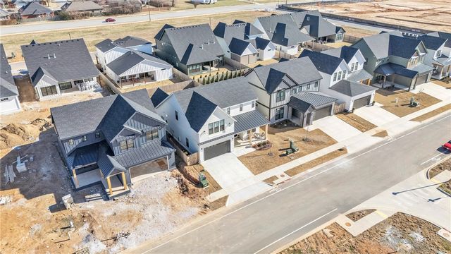 6107 S 41st Street, Rogers, AR 72758