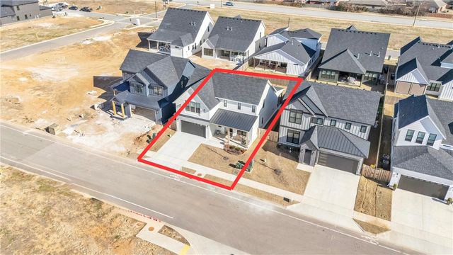 6107 S 41st Street, Rogers, AR 72758