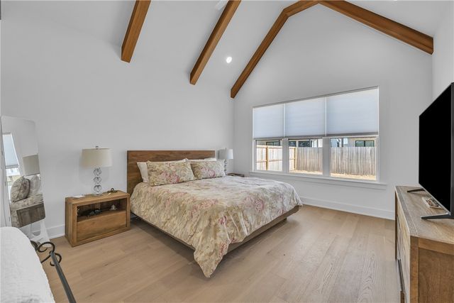 6107 S 41st Street, Rogers, AR 72758