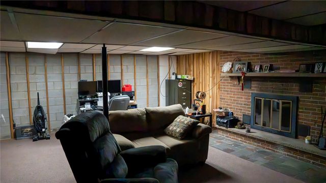 165 Frailey Rd, Plumcreek Twp, PA 15774