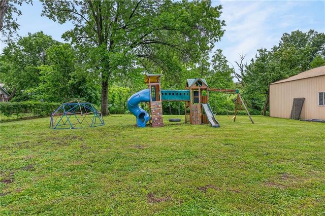 203 S Titus Avenue, Excelsior Springs, MO 64024