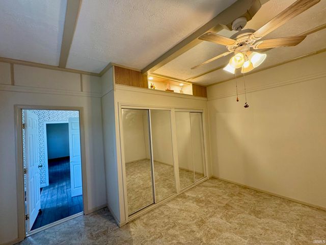 394 E 300 S Road, Princeton, IN 47670