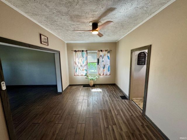 394 E 300 S Road, Princeton, IN 47670