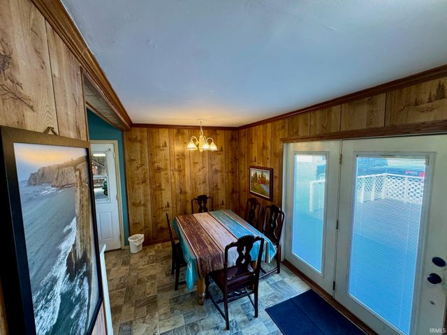 394 E 300 S Road, Princeton, IN 47670