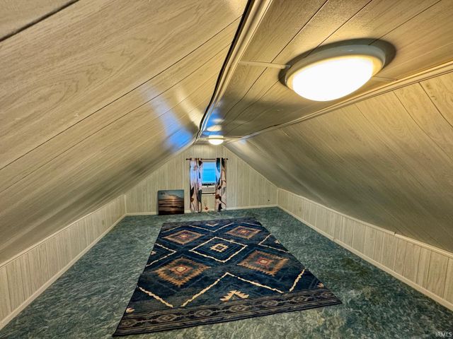 394 E 300 S Road, Princeton, IN 47670