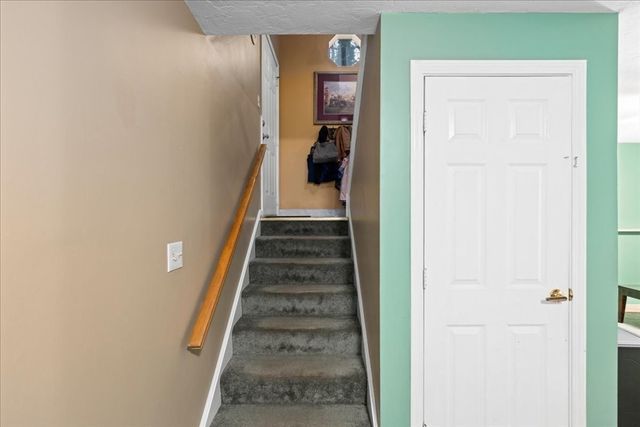 155 Hamilton St 3, Worcester, MA 01604