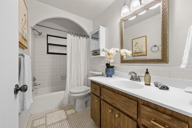 1363 ESSEX DRIVE, Clearwater, FL 33756