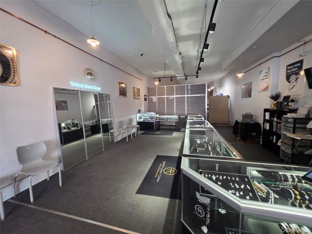 330 Main Street, Poughkeepsie, NY 12601