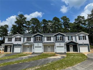 1010 Laurel Street, Fayetteville, NC 28303