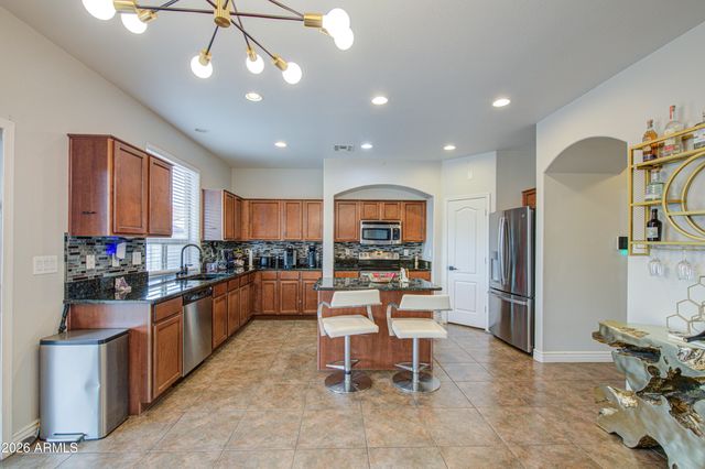 1487 E ANGELINE Avenue, San Tan Valley, AZ 85140