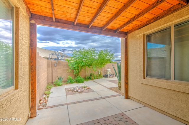 1487 E ANGELINE Avenue, San Tan Valley, AZ 85140