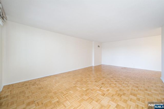 200 Winston Drive 401, Cliffside Park, NJ 07010