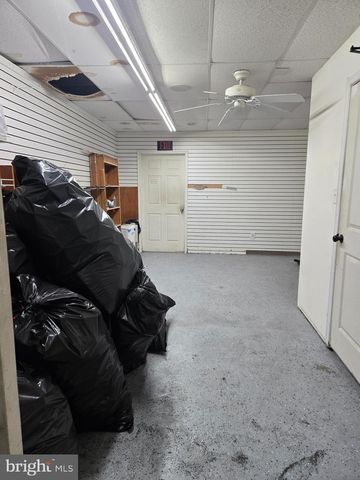 4068 LANCASTER AVE, Philadelphia, PA 19104