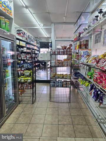 4068 LANCASTER AVE, Philadelphia, PA 19104