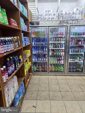 4068 LANCASTER AVE, Philadelphia, PA 19104