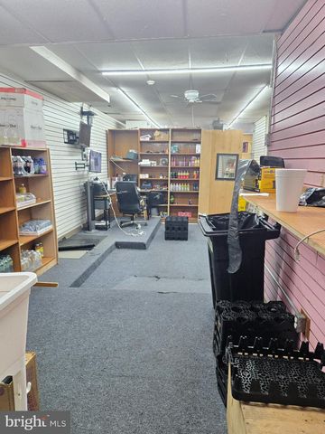 4068 LANCASTER AVE, Philadelphia, PA 19104