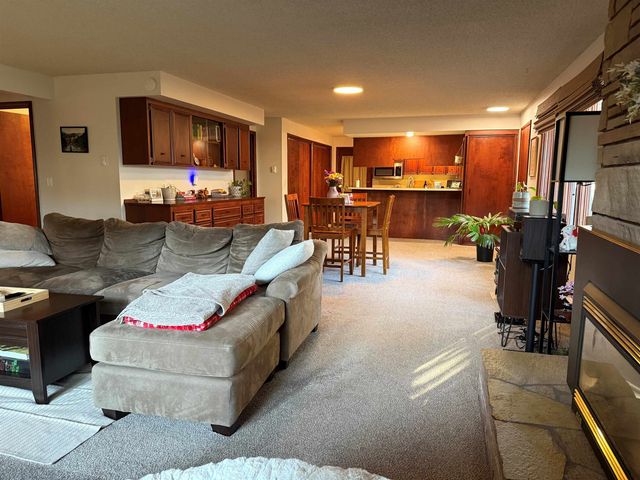 22 W 15th Ave, Spokane, WA 99203