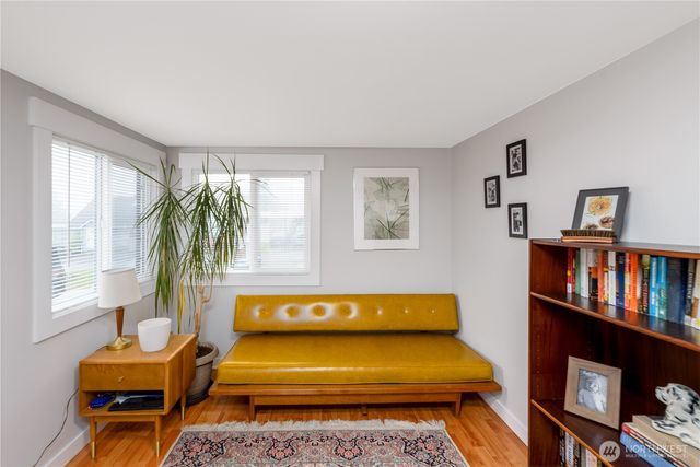 1031 W Glenwood St, Port Angeles, WA 98363