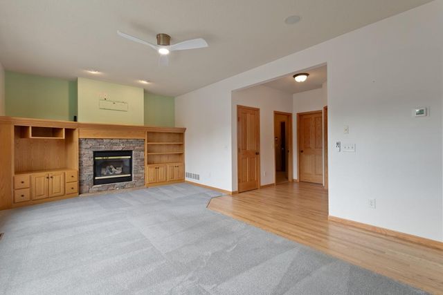 600 Topaz Lane, Hudson, WI 54016