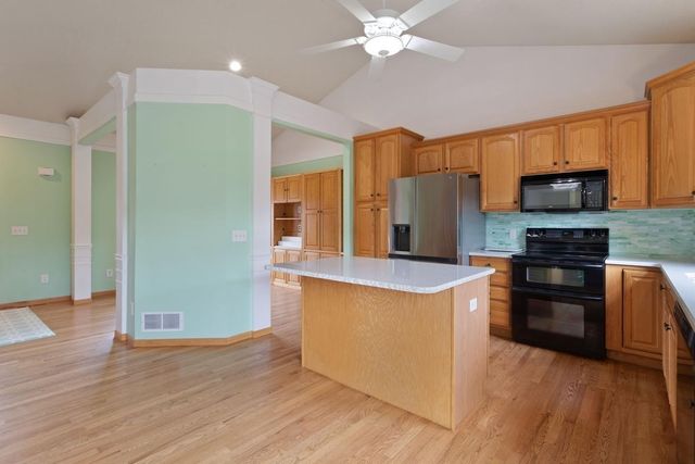 600 Topaz Lane, Hudson, WI 54016