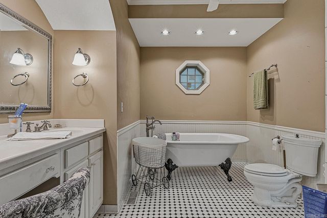 1304 Wirt, Paragould, AR 72450