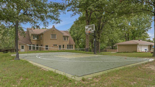 1304 Wirt, Paragould, AR 72450
