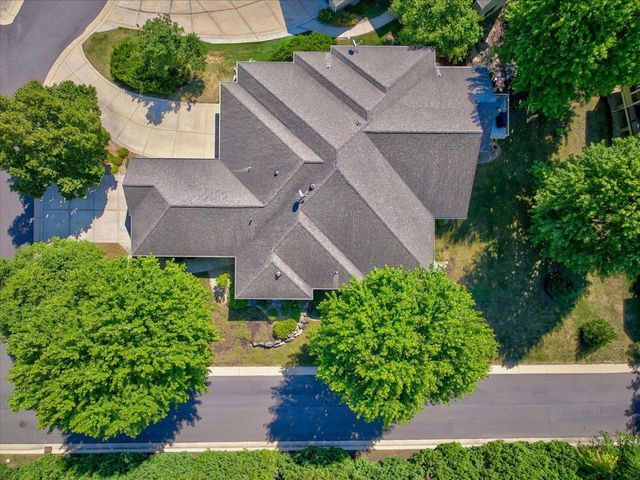 5021 Prairie Rose Court, Middleton, WI 53562
