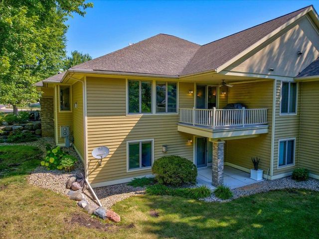 5021 Prairie Rose Court, Middleton, WI 53562