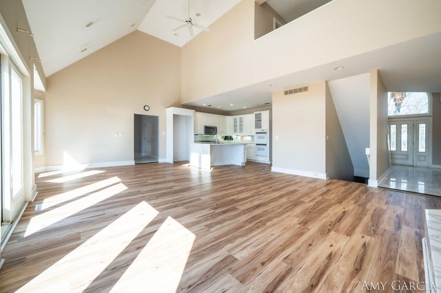 7405 Old Lantern Drive SE, Caledonia, MI 49316