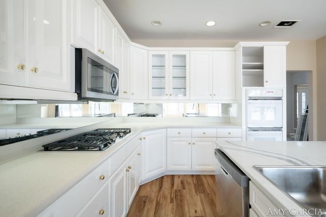 7405 Old Lantern Drive SE, Caledonia, MI 49316