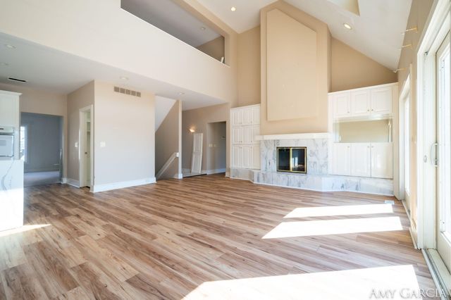 7405 Old Lantern Drive SE, Caledonia, MI 49316