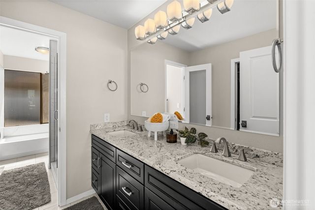 165 S 293rd Street, Federal Way, WA 98003